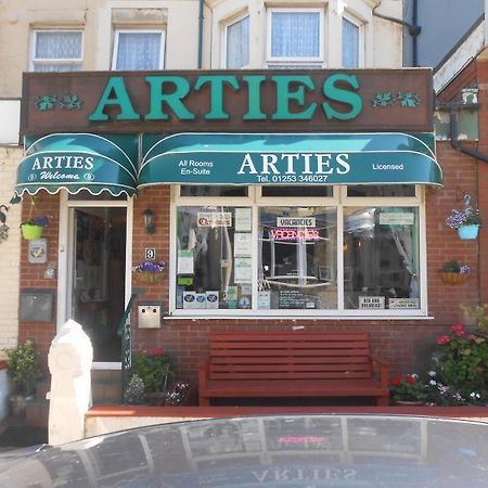Arties Hotel Blackpool Ngoại thất bức ảnh